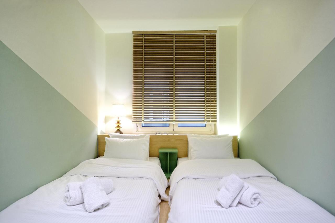 The Fancy Philosopher Apartment Atene Esterno foto