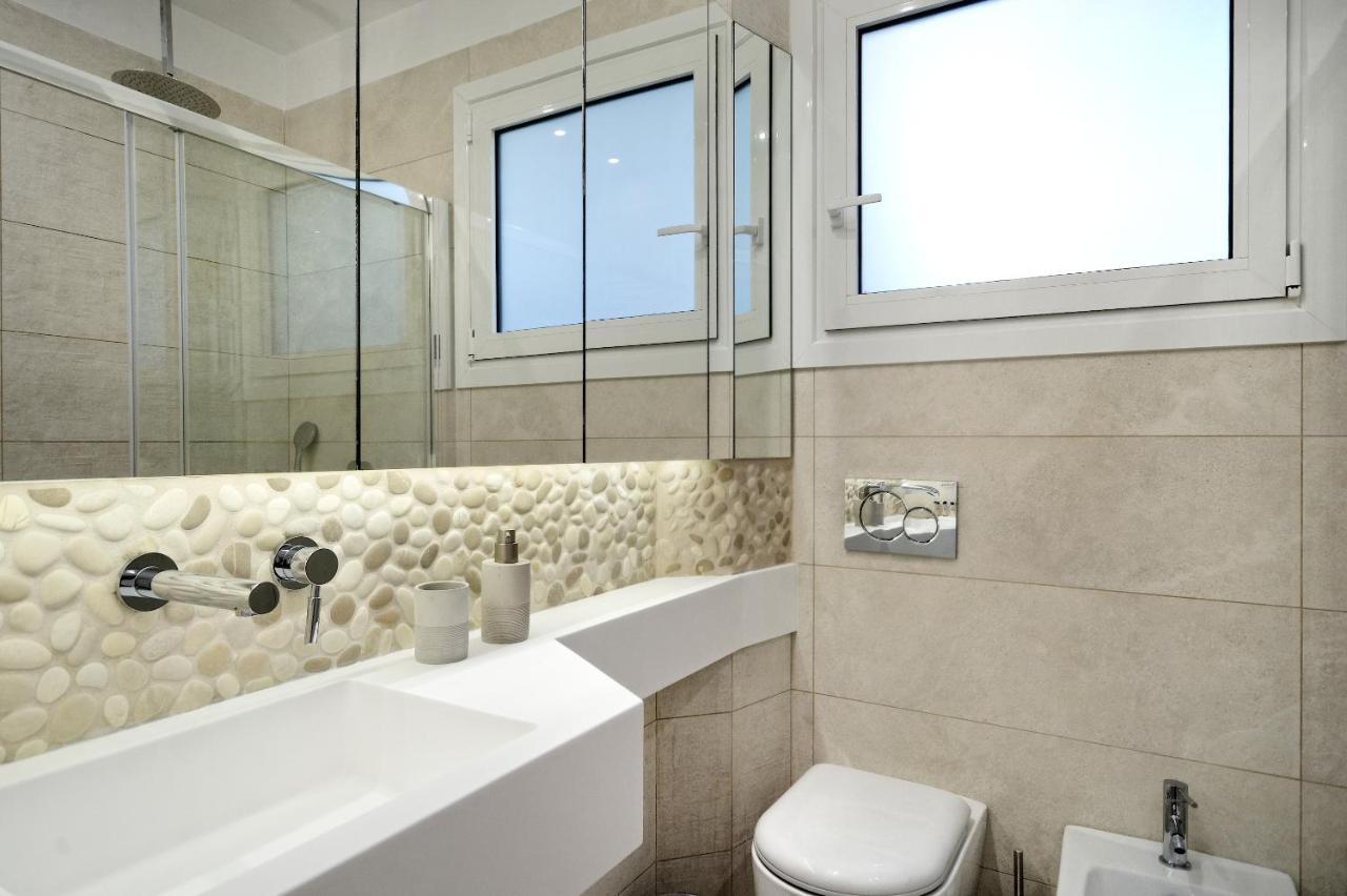 The Fancy Philosopher Apartment Atene Esterno foto