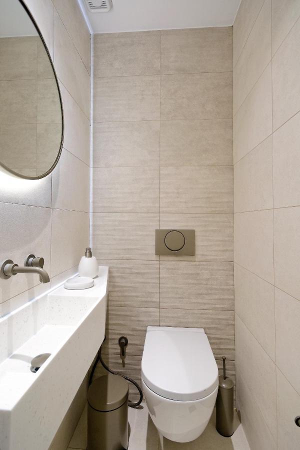 The Fancy Philosopher Apartment Atene Esterno foto