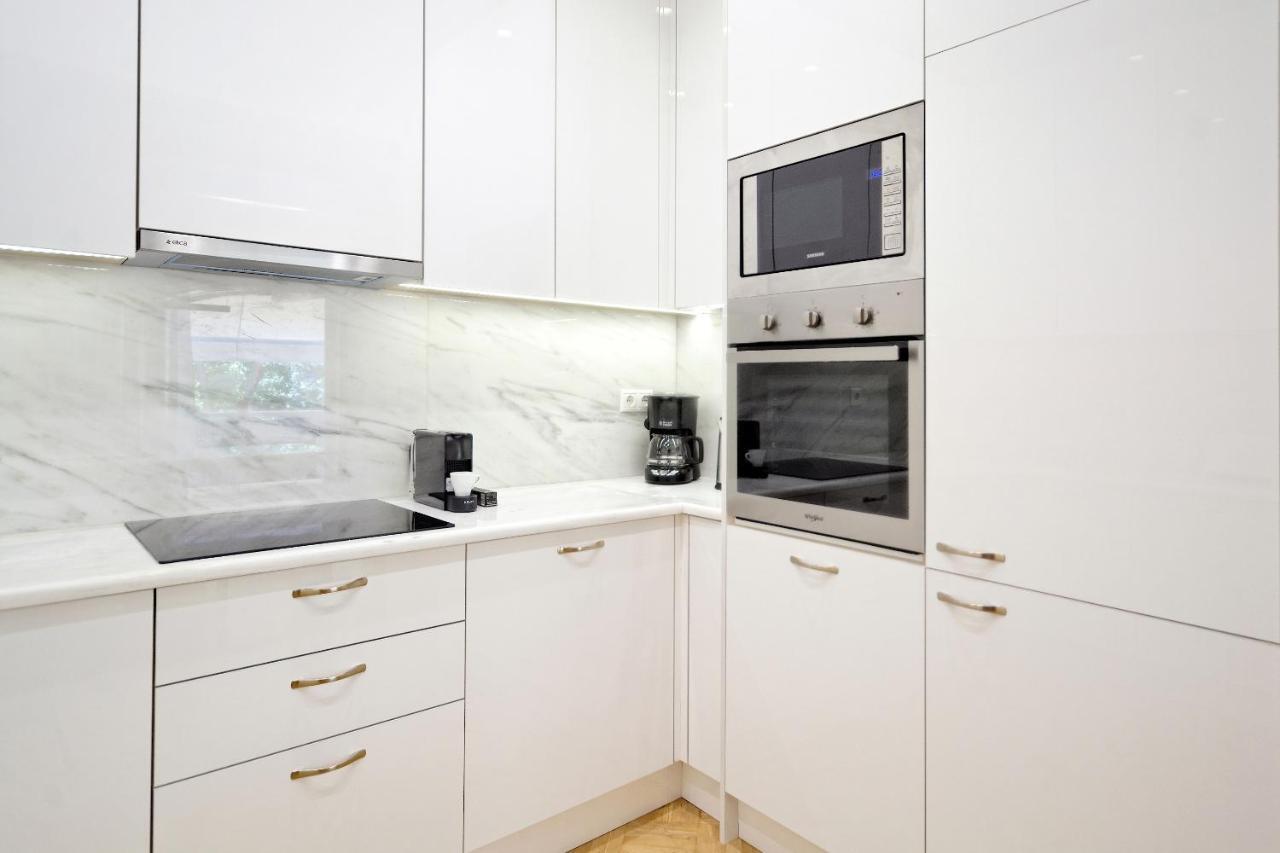 The Fancy Philosopher Apartment Atene Esterno foto